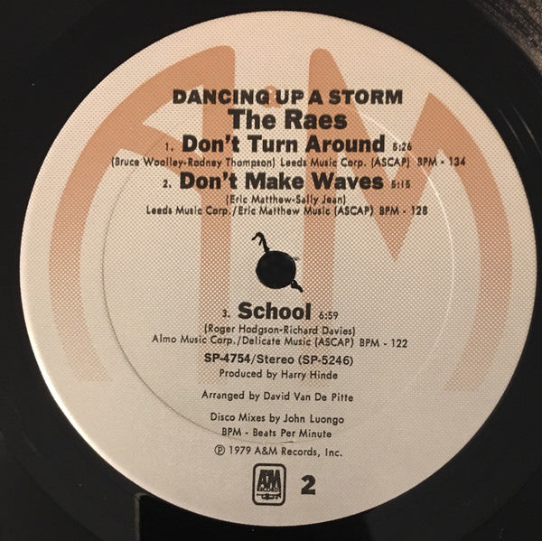 The Raes - Dancing Up A Storm