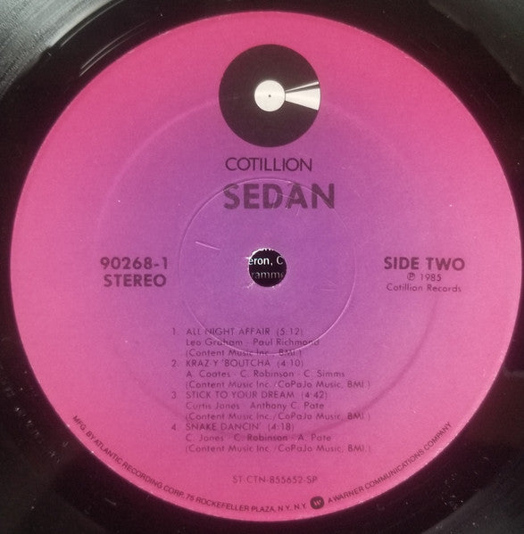 Sedan (2) - Sedan