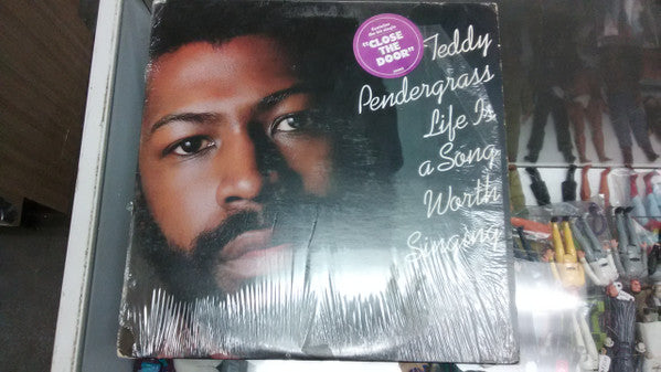 Teddy Pendergrass - Life Is A Song Worth Singing