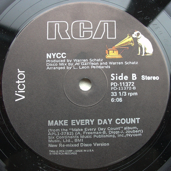The New York Community Choir - I'll Keep My Light In My Window