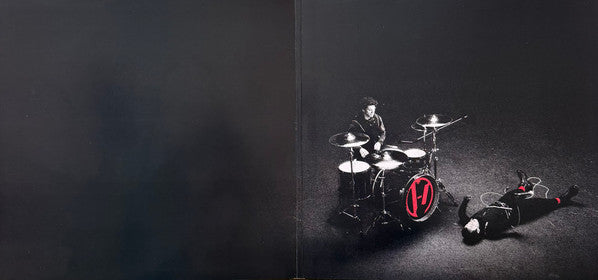 Twenty One Pilots - Breach