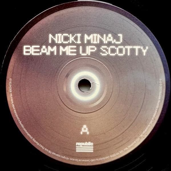 Nicki Minaj - Beam Me Up Scotty