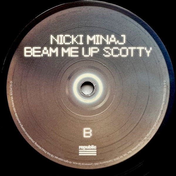 Nicki Minaj - Beam Me Up Scotty
