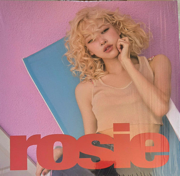 Rosé (2) - Rosie