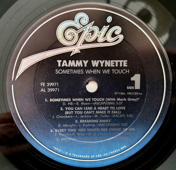 Tammy Wynette - Sometimes When We Touch