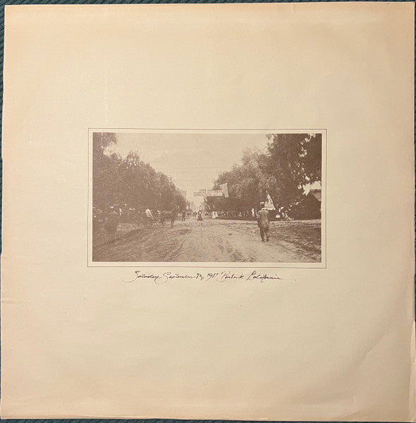 Neil Young - Everybody Knows This Is Nowhere