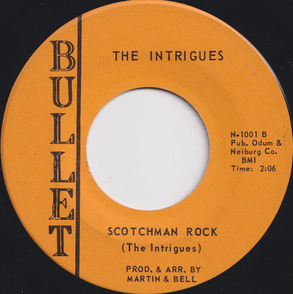 The Intrigues - In A Moment