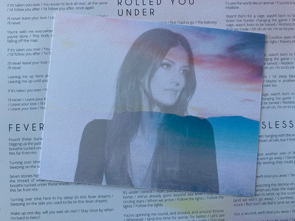 Young Summer - Siren