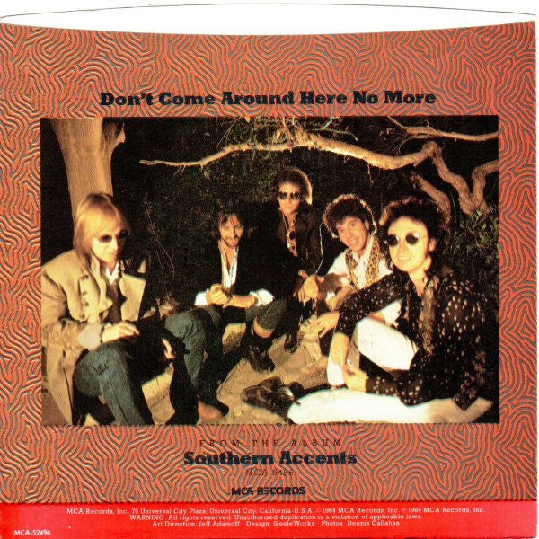 Tom Petty And The Heartbreakers - Don't Come Around Here No More