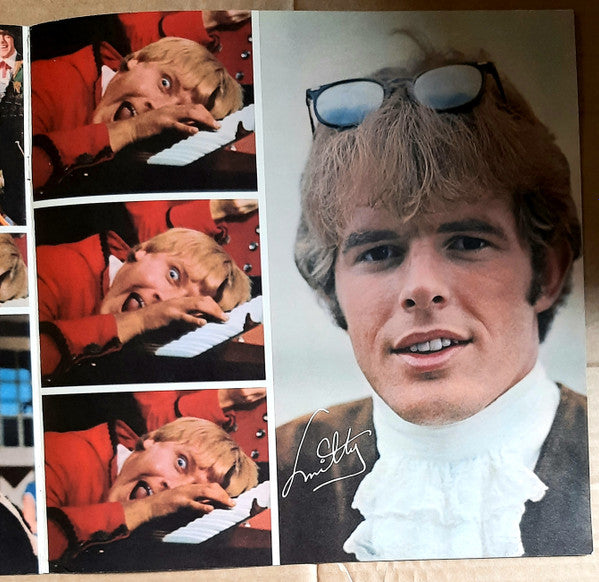 Paul Revere & The Raiders' Greatest Hits