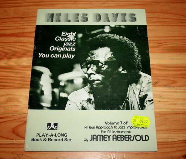 Jamey Aebersold - Miles Davis (Eight Classic Jazz Originals You Can Play)