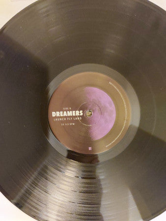 Dreamers (8) - Launch Fly Land