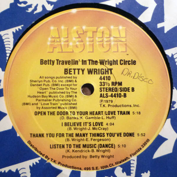 Betty Travelin' In The Wright Circle