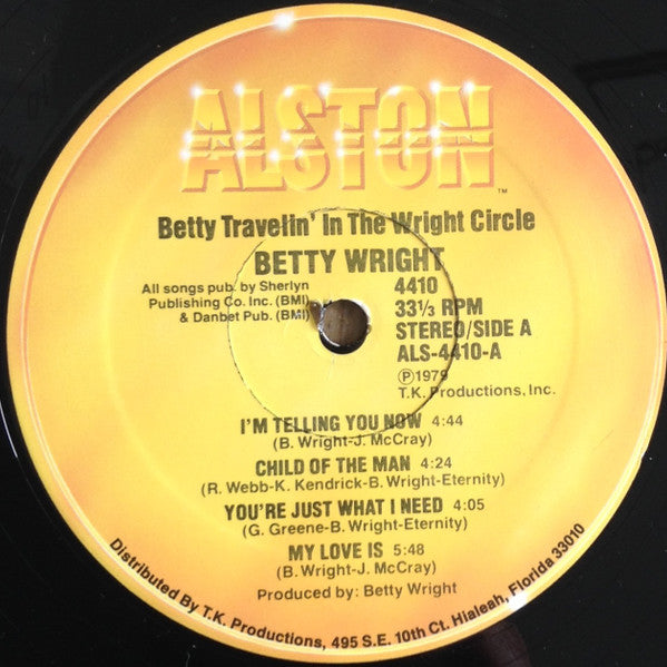 Betty Travelin' In The Wright Circle