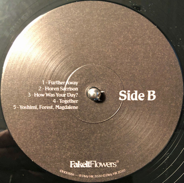 beabadoobee - Fake It Flowers